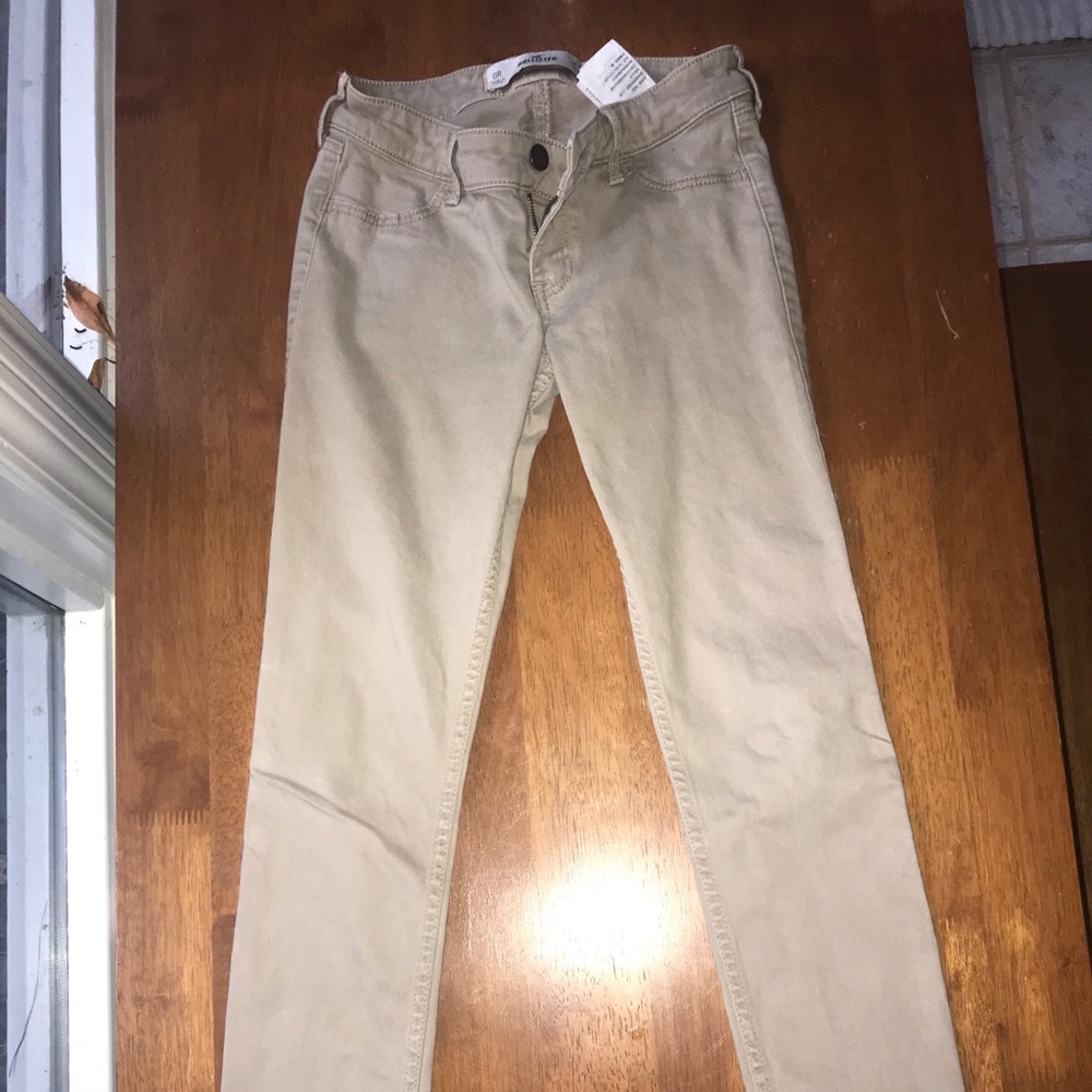 Khaki jeans
